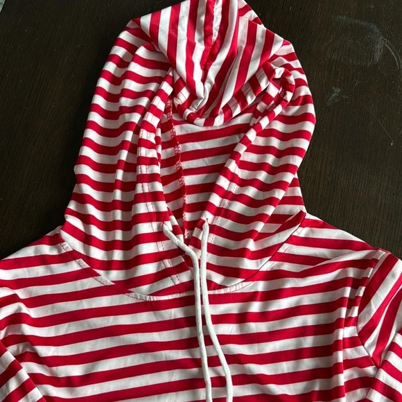 Red and White Striped Hoodie and Pants Set - Picture 2 of 4